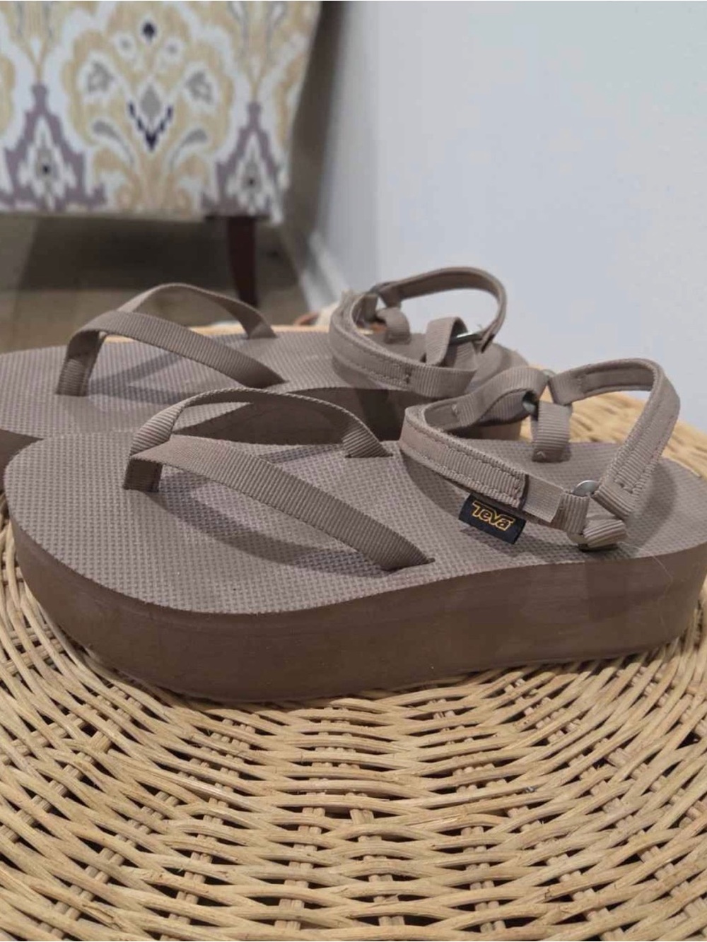 Teva Neutral Taupe Strap Platform Sandals Size 7